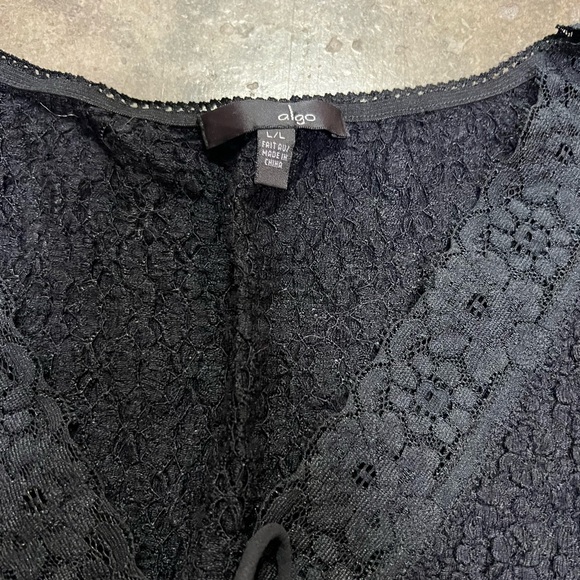 Algo Black 90s/Y2K Floral and Lace Print Tank Top - Picture 12 of 13